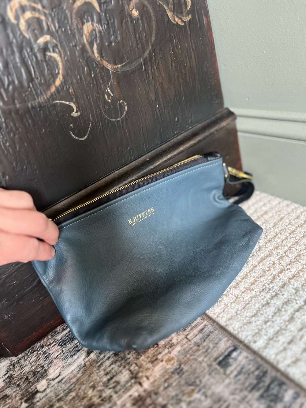 R. Riveter Deep Green Leather Wristlet Clutch - Picture 2 of 14